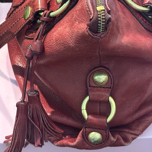The Sak 100% Leather  Over The Shoulder Purse Hand Bag Red Center Zipper - Picture 8 of 12